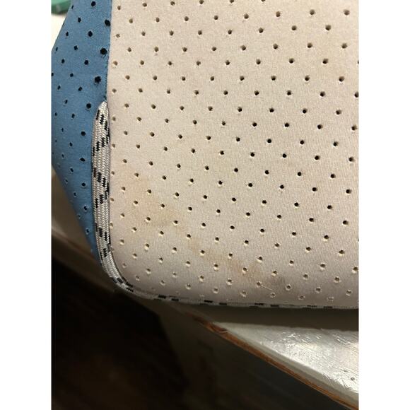 Blue and White Tote Casual Soft Light Weight - Picture 15 of 16